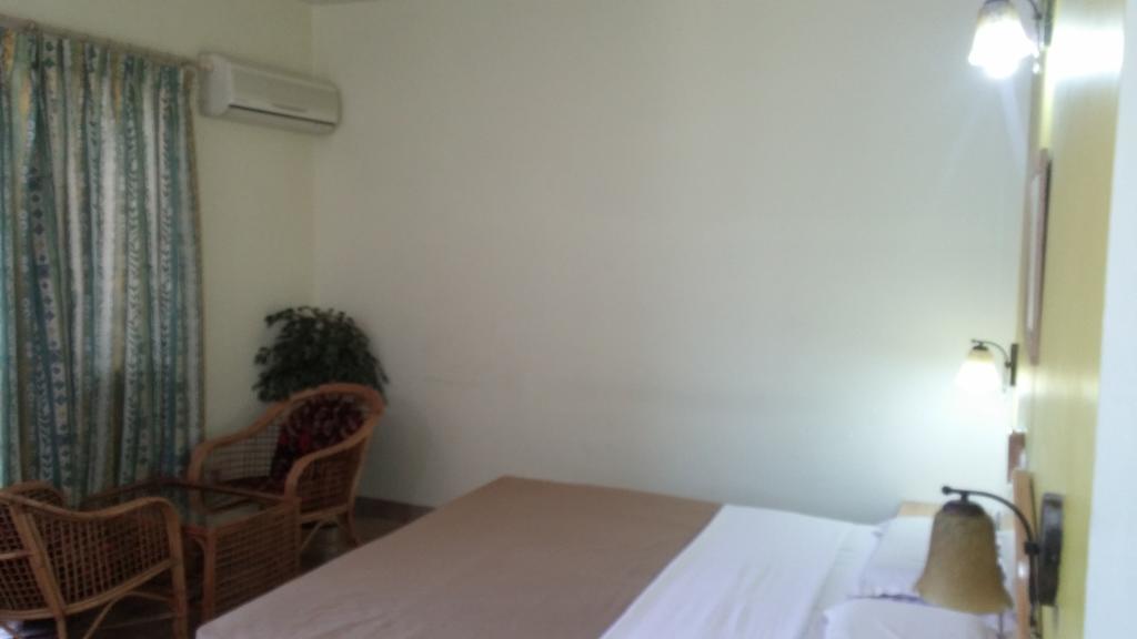 Tom'S Hotel 班加罗尔 外观 照片