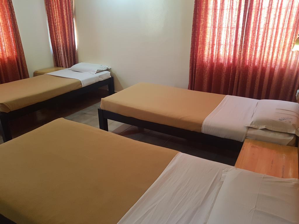 Tom'S Hotel 班加罗尔 外观 照片